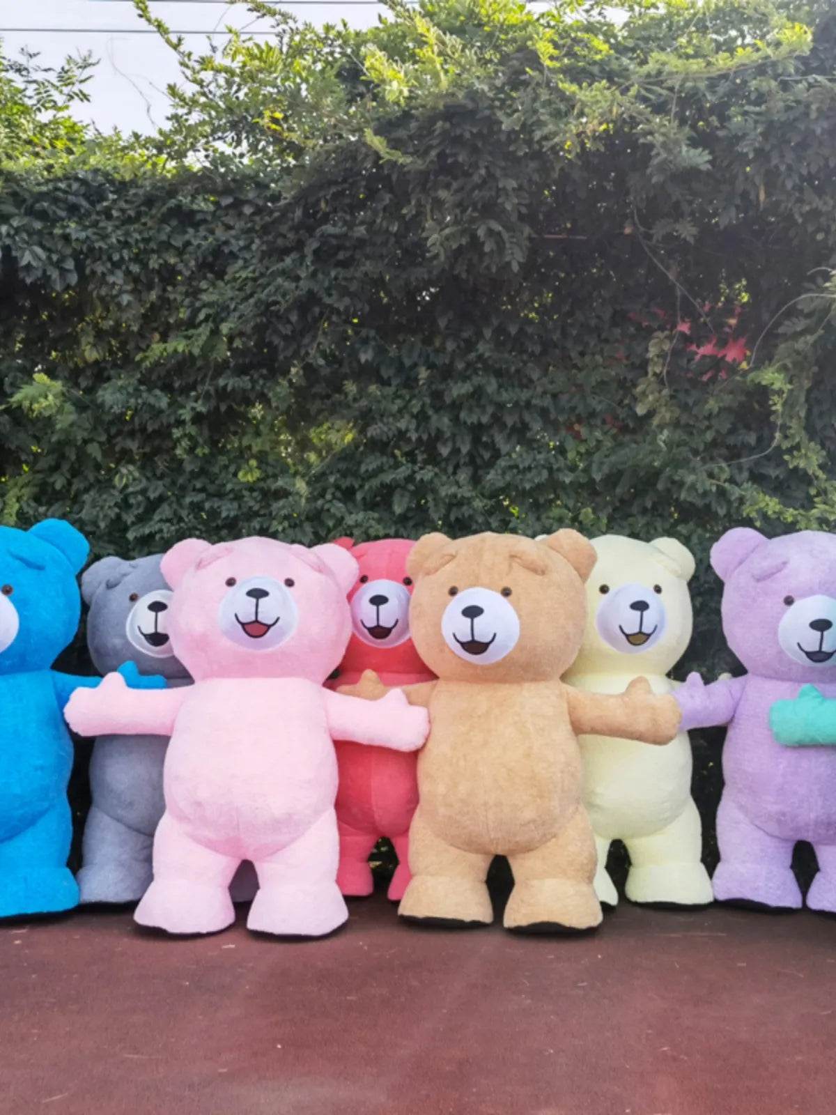 Giant Inflatable Teddy Bear Costume for Adults with Accessories - ToylandEU