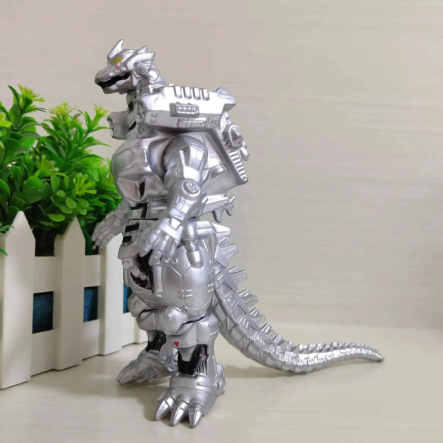 Godzilla King of Monsters Collectible Mechanical Action Figure 24cm - ToylandEU