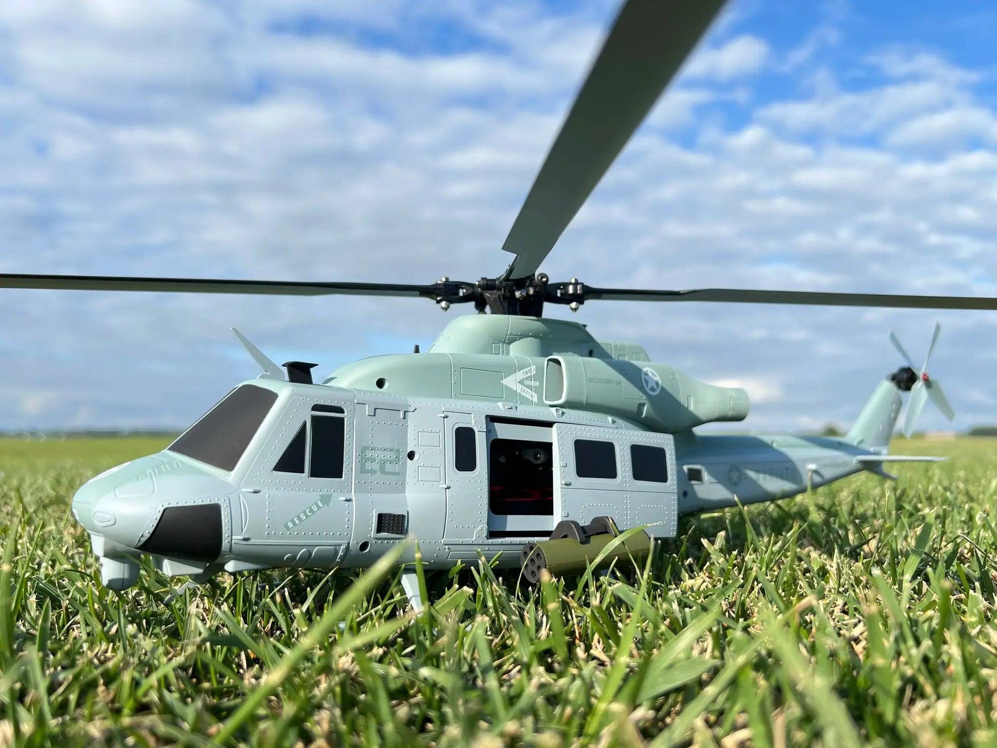  Goosky E2 GPS RC Helicopter Military Edition Realistic -  ToylandEU™
