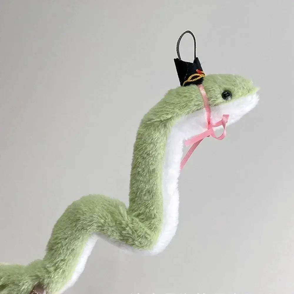 Green Snake Plush Toy Wraps Around Arm For Cozy Play - ToylandEU