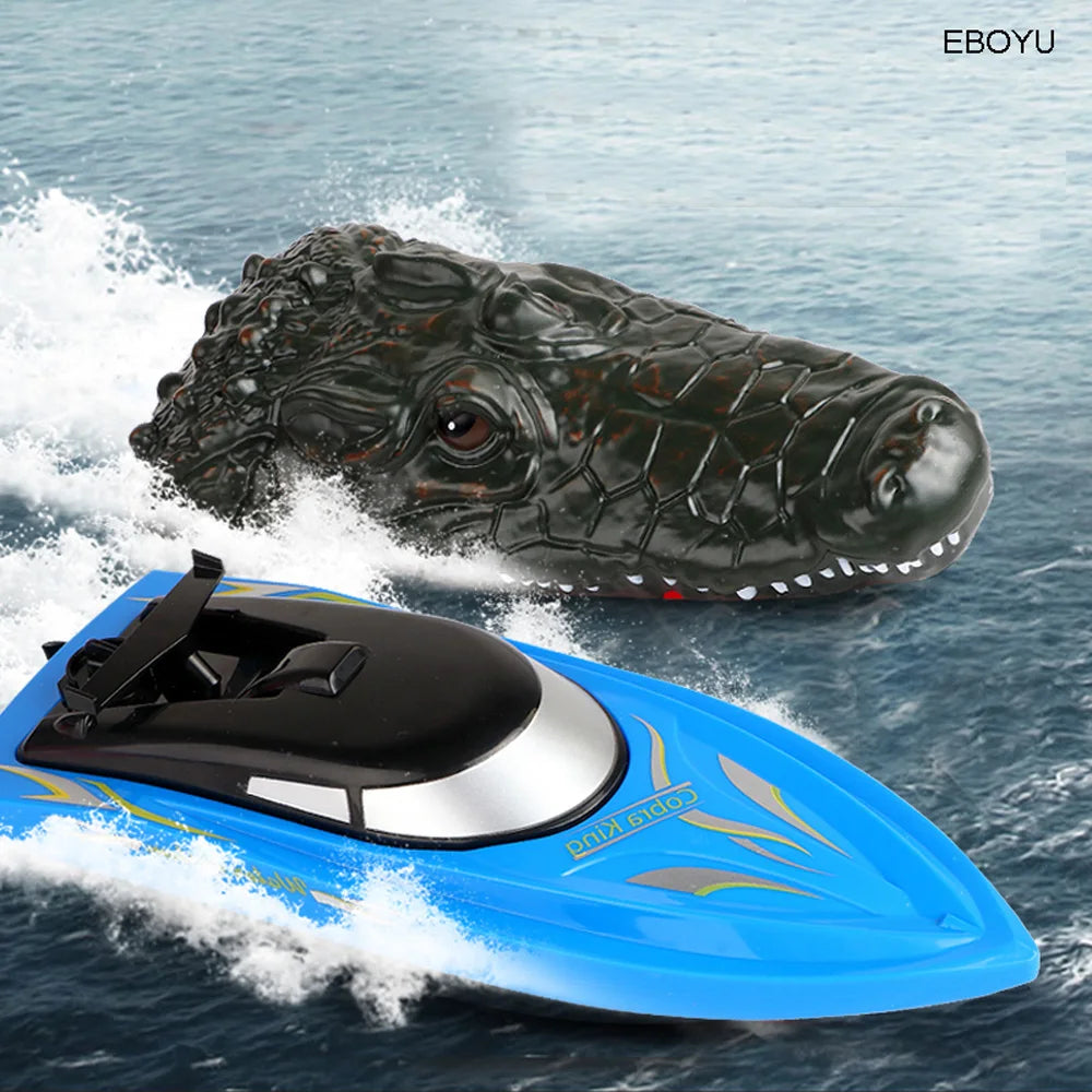 Realistic Crocodile Head RC Boat - 2.4Ghz 2 Channels Remote Control 2-in-1 - ToylandEU