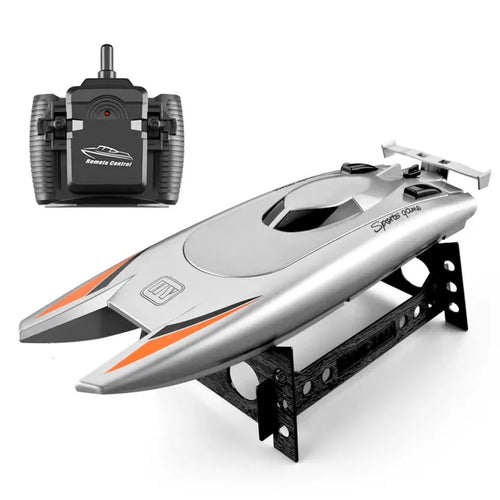 High-Speed Remote Control Speedboat with Dual Motors and Extended Battery Life ToylandEU.com Toyland EU