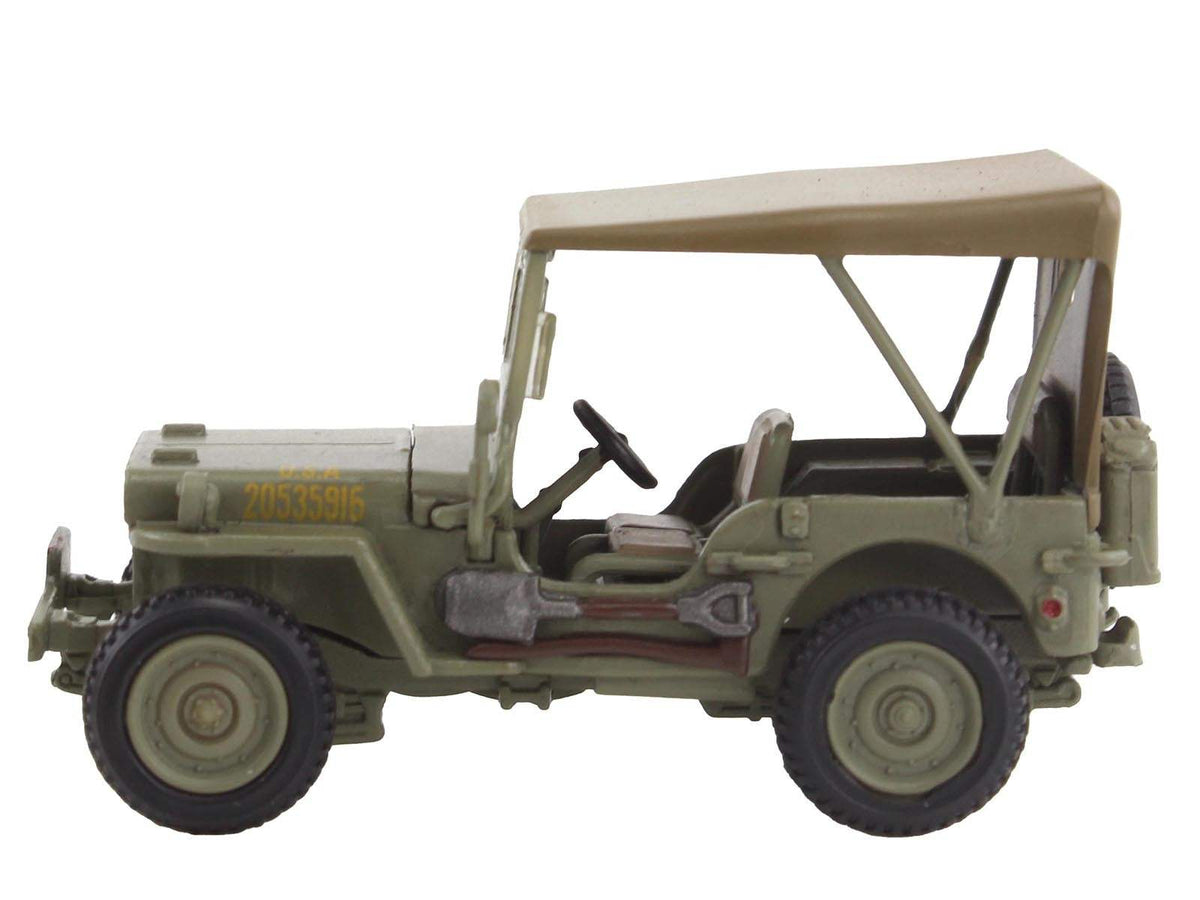 U.S. | 1/4 Diecast Military Model | Hobby Master | Gen. Douglas MacArthur Leyte WWII Series