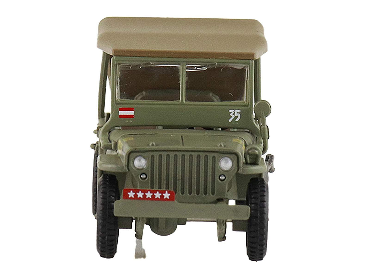 U.S. | 1/4 Diecast Military Model | Hobby Master | Gen. Douglas MacArthur Leyte WWII Series