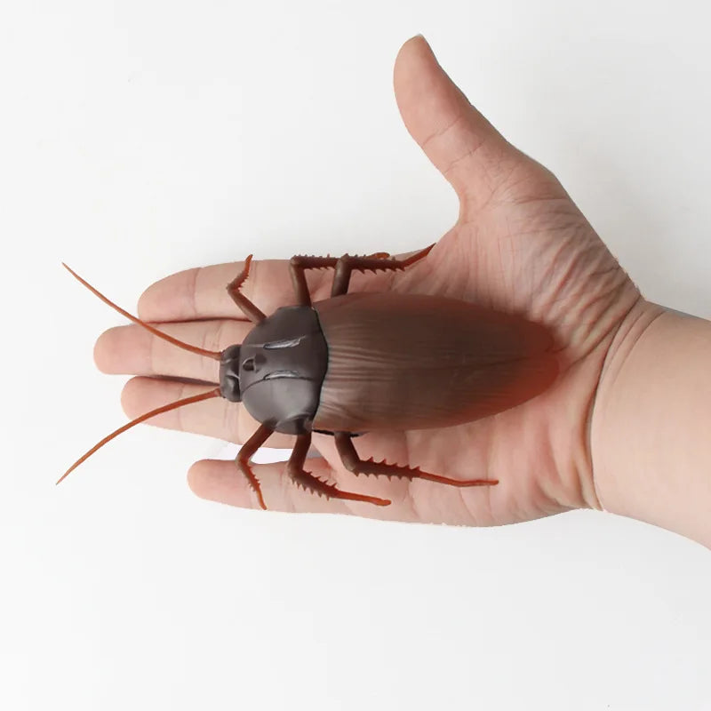 Creepy Remote-Controlled Insect Prank Toy for Halloween Mischief