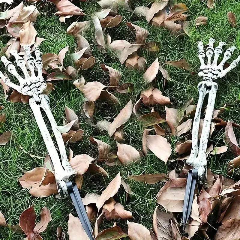 Halloween Skeleton Ground Stakes With Skull And Hand Decor - ToylandEU