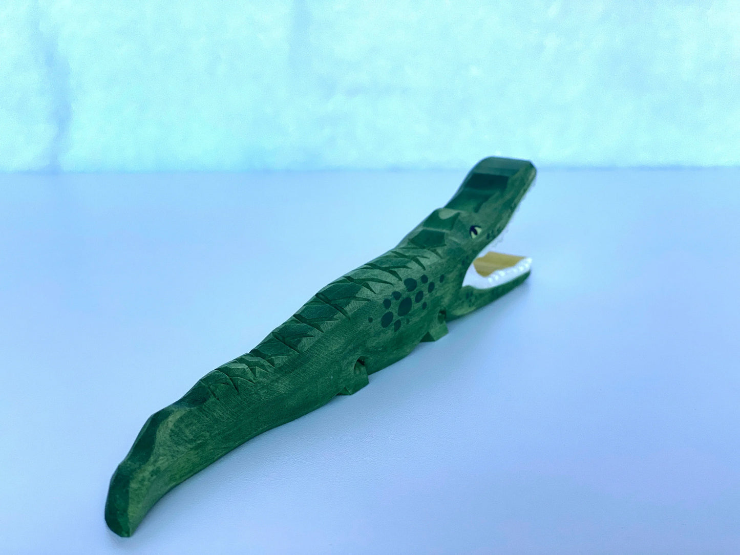 Hand Carved Wooden Alligator Toy Educational Playtime - ToylandEU
