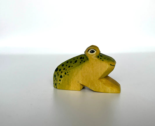 Hand Carved Wooden Frog Toy For Educational Fine Motor Skills - ToylandEU
