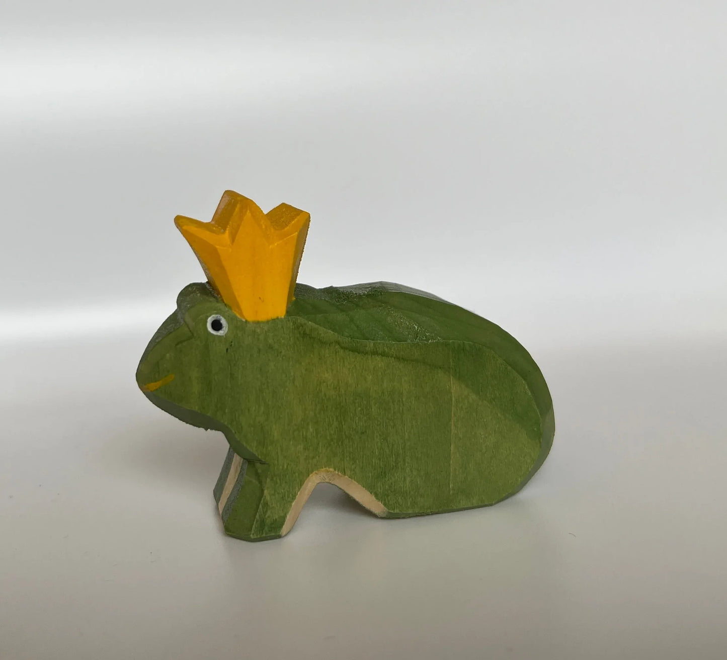 Hand Carved Wooden Frog Toy For Educational Fine Motor Skills - ToylandEU