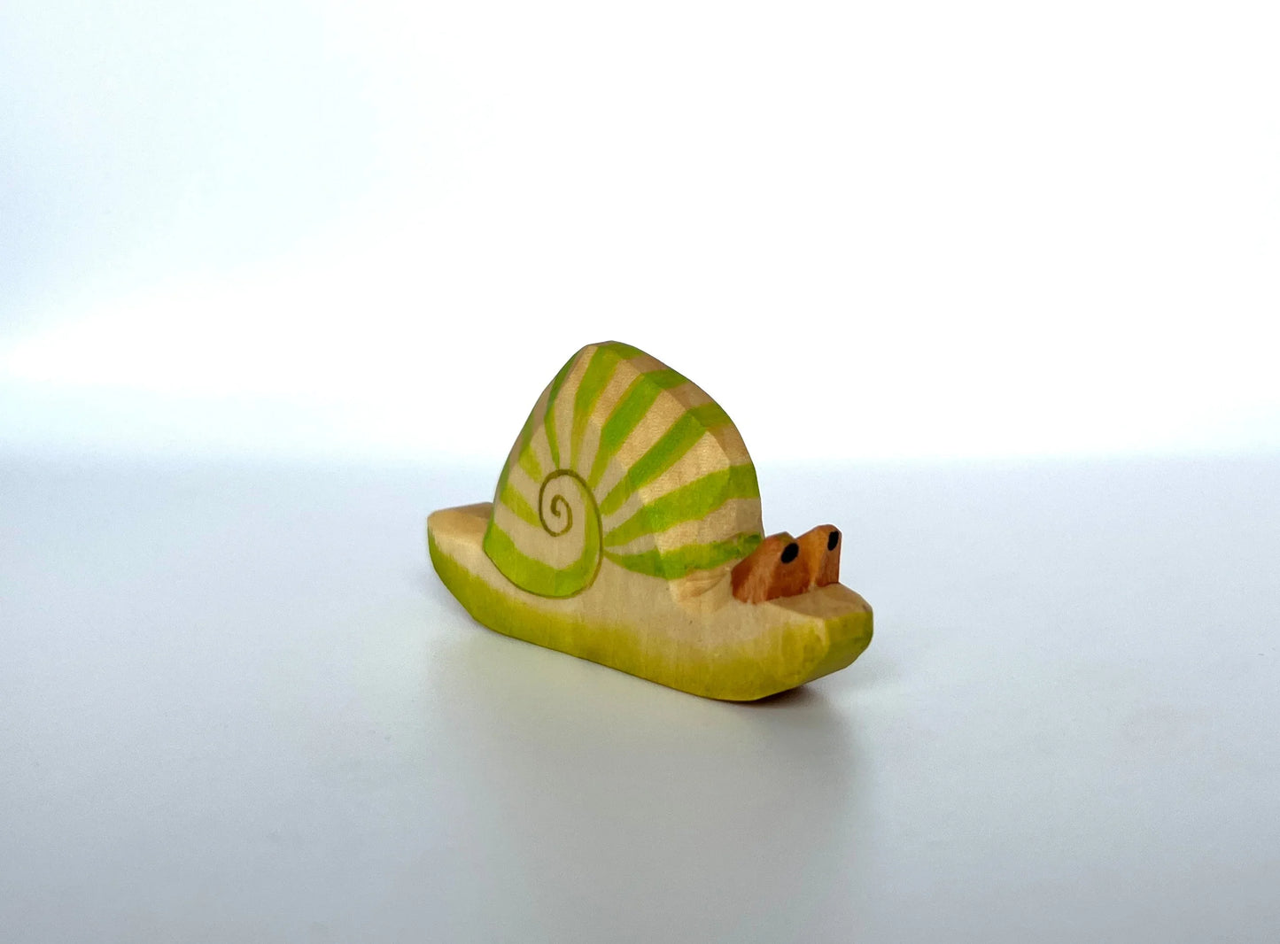 Hand Carved Wooden Snail Toy For Fine Motor Skills - ToylandEU