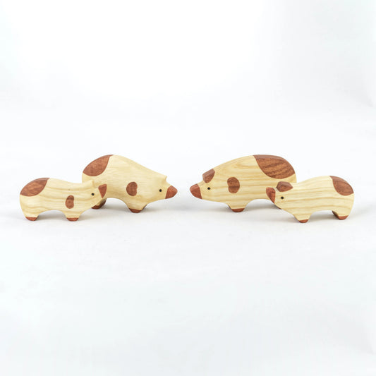 Hand Painted Waldorf Wooden Pig Toys Set For Educational Play - ToylandEU