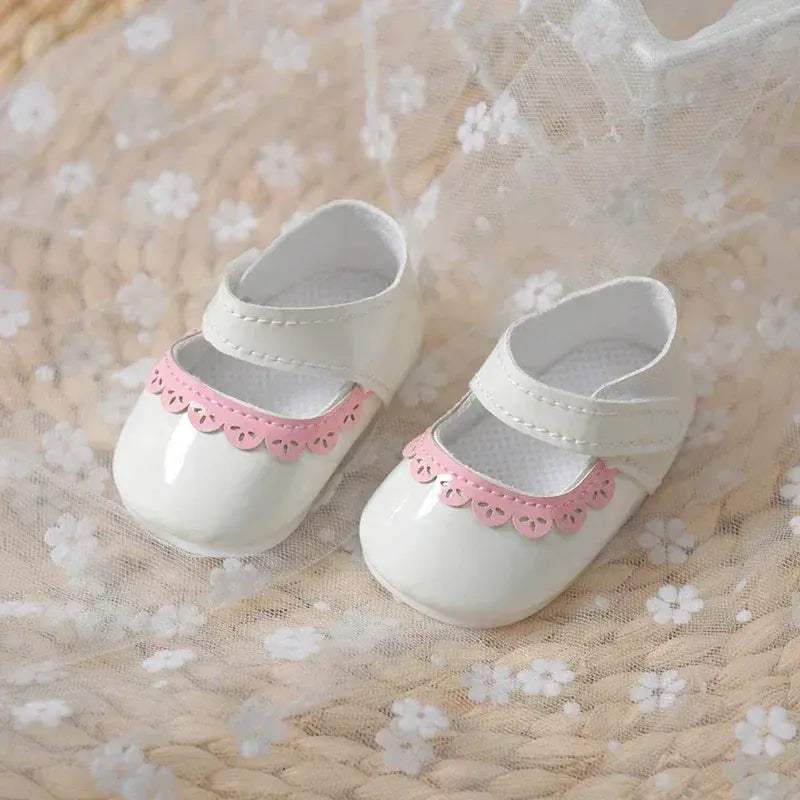 Handcrafted Doll Shoes And Boots For 21 Inch Dolls - ToylandEU