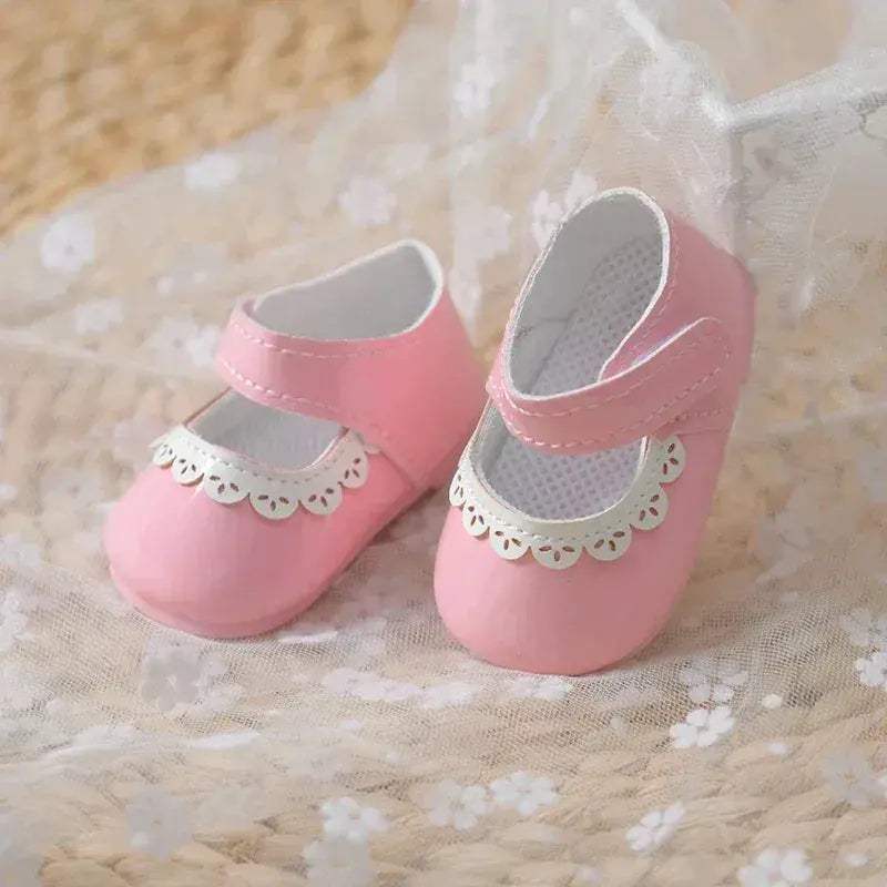 Handcrafted Doll Shoes And Boots For 21 Inch Dolls - ToylandEU