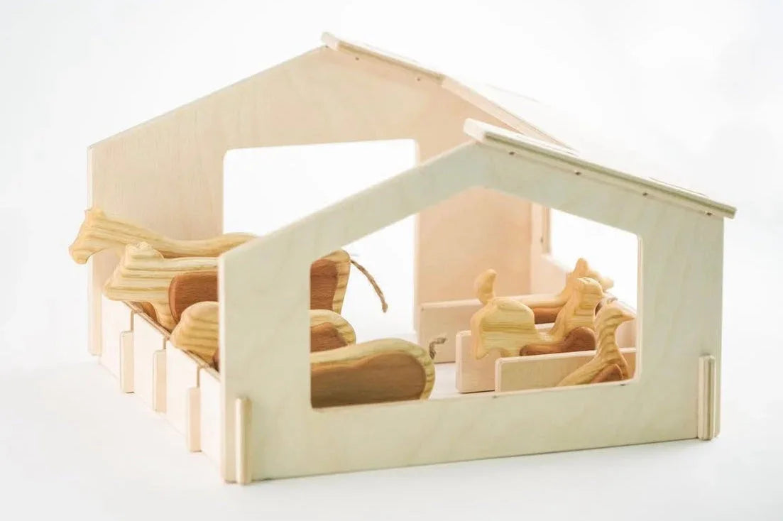 Handcrafted Wooden Farm Animals Set With Barn For Imaginative Play - ToylandEU