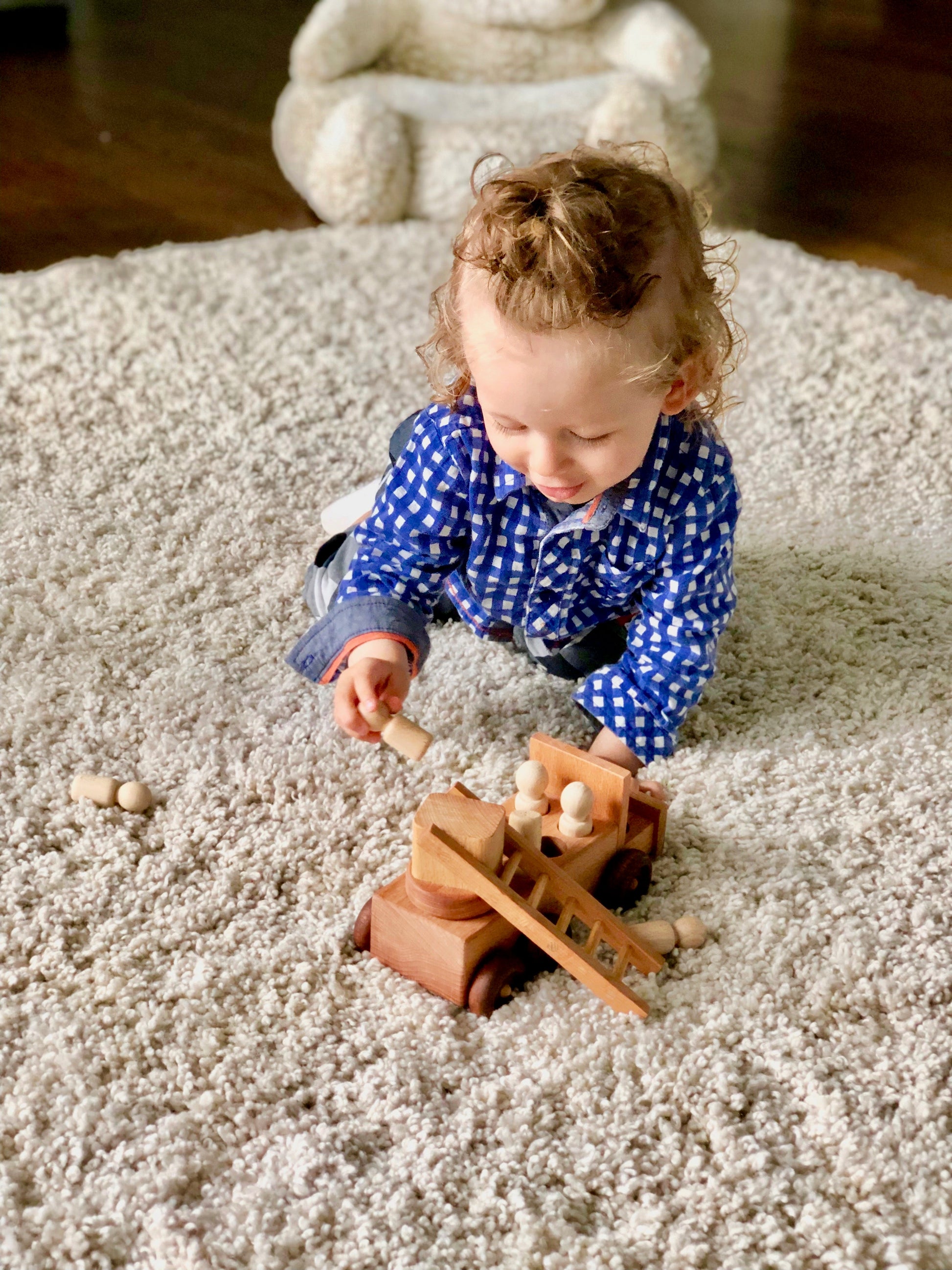 Handcrafted Wooden Fire Truck Toy With Moving Ladder - ToylandEU