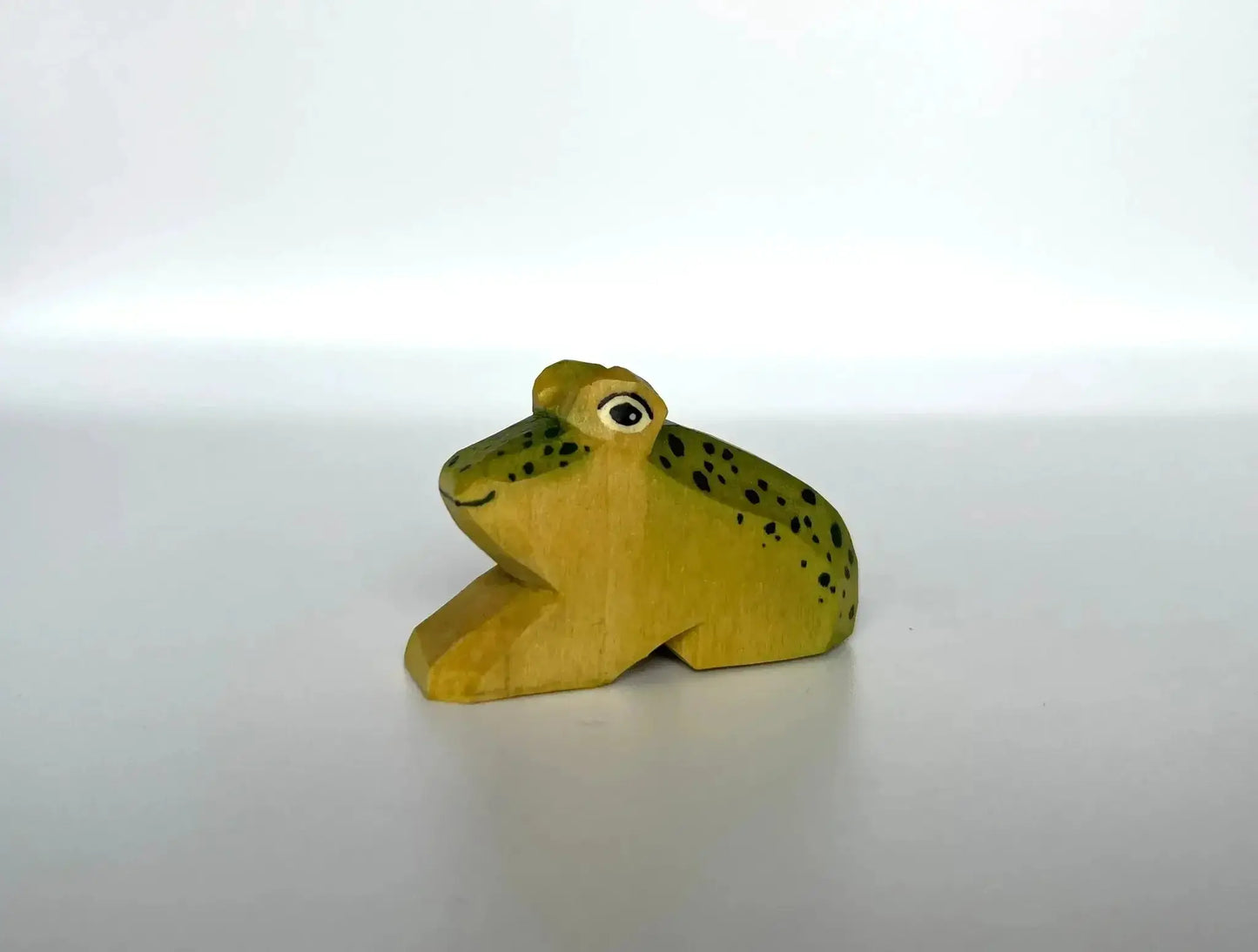 Handcrafted Wooden Frog Toy For Educational Fine Motor Play - ToylandEU
