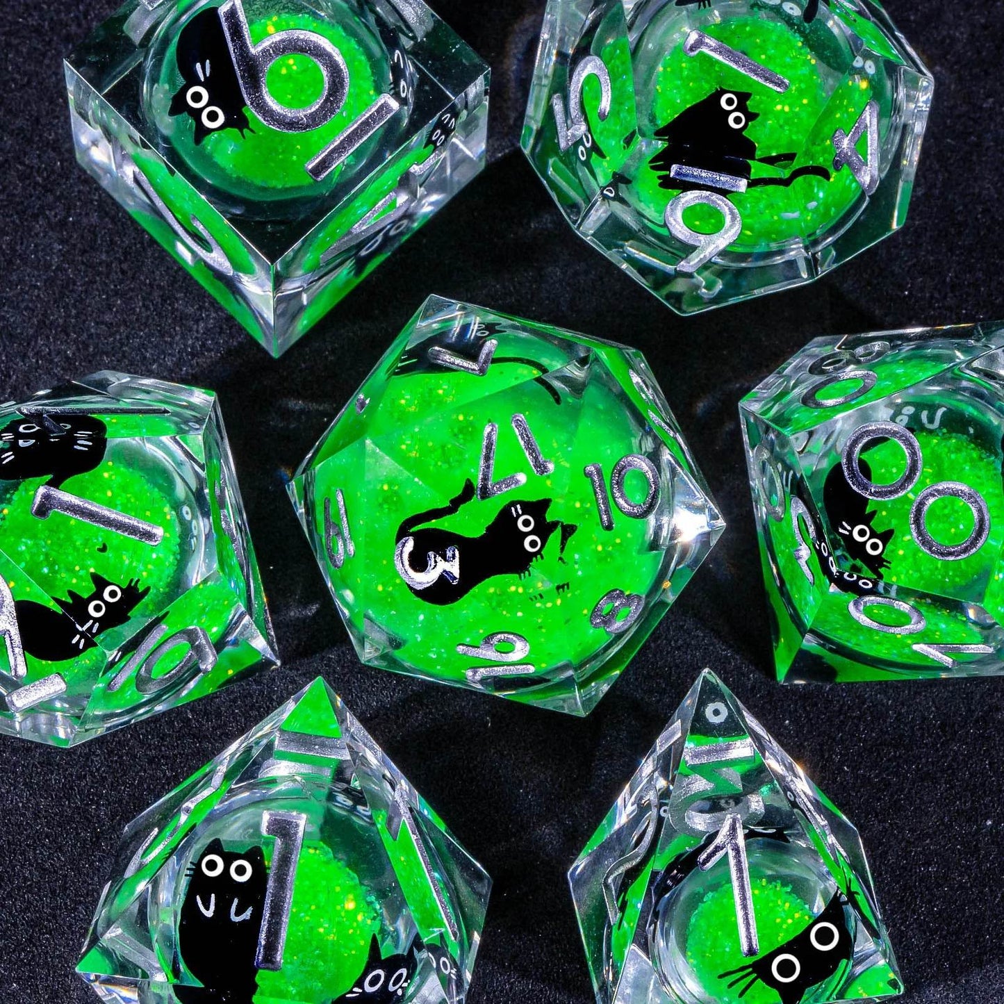 Handmade Artisan DND Dice Set 7-Piece Designer Resin Dice with Sharp Edges Perfect for Dungeon and Dragon RPG and MTG Games - ToylandEU