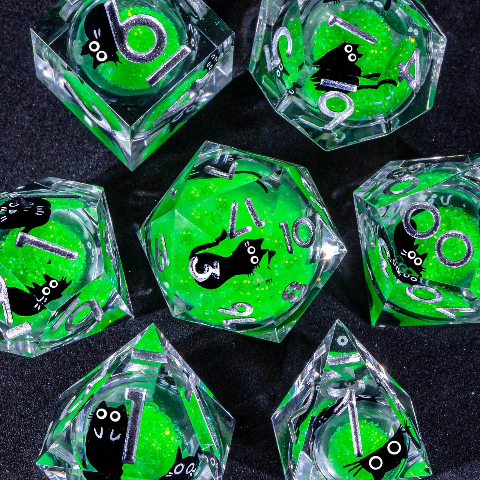 Handmade Artisan DND Dice Set 7-Piece Designer Resin Dice with Sharp Edges Perfect for Dungeon and Dragon RPG and MTG Games - ToylandEU
