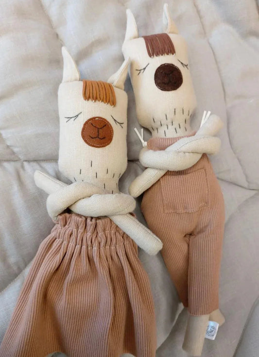 Handmade Llama Plush Toy With All Natural Materials - ToylandEU
