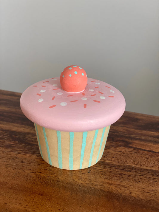 Handmade Wooden Cupcake Set for Kids with Realistic Design - ToylandEU