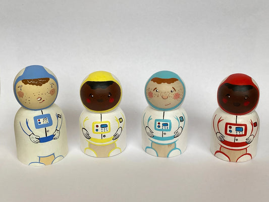 Handmade Wooden Astronaut Toy For Educational Exploration - ToylandEU