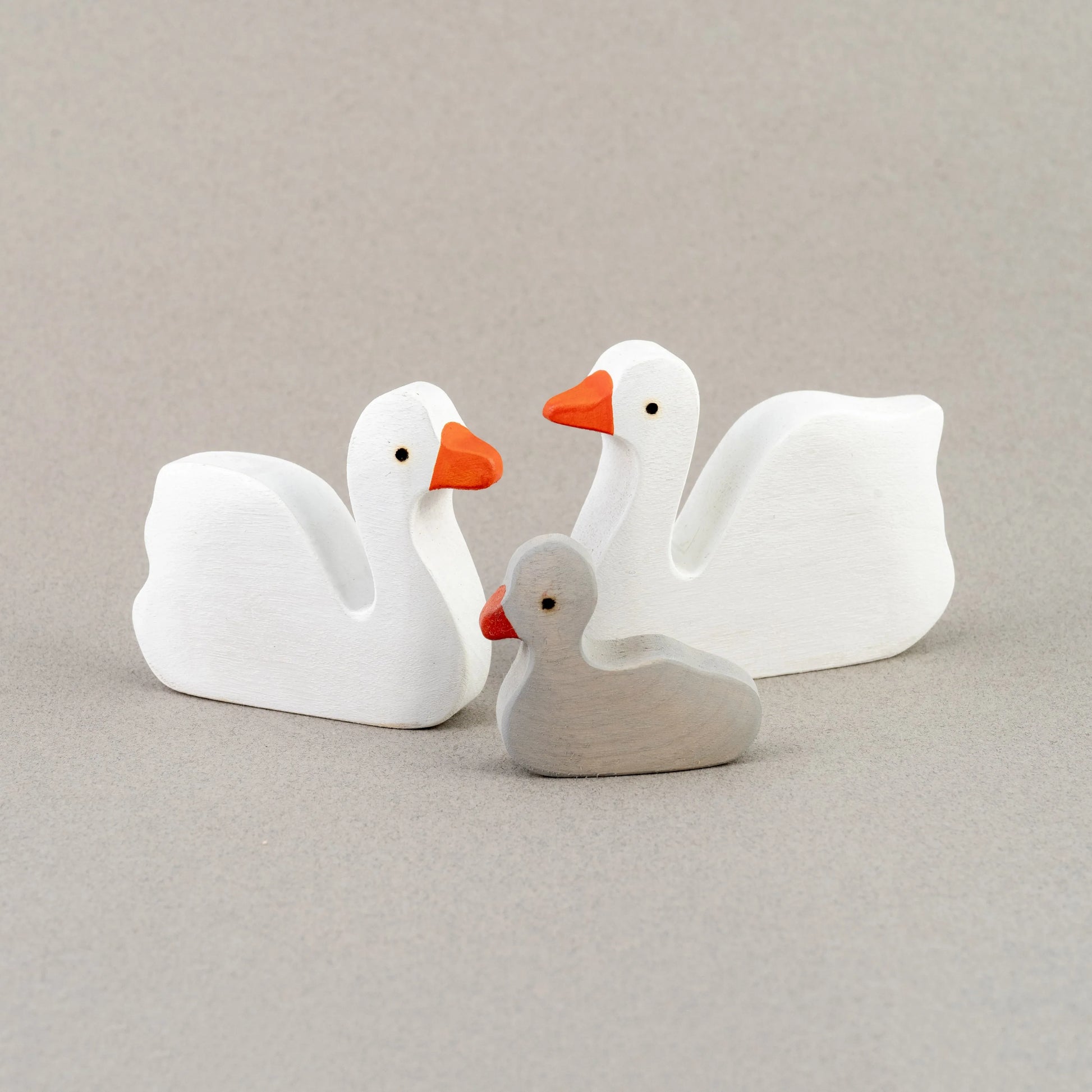 Handmade Wooden Swan Family Set For Creative Imaginative Play - ToylandEU