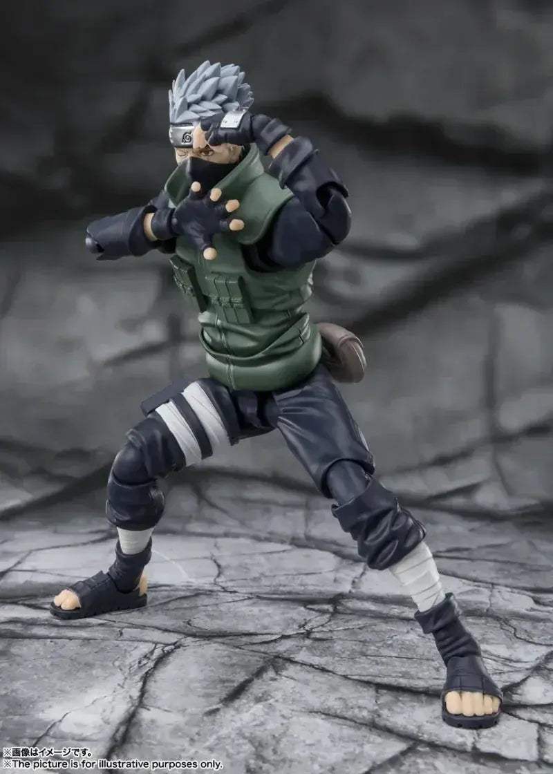Hatake Kakashi Anime Figure, Naruto Shippuden Action Figurines SHFiguart The Hero of Sharingan 16 CM - ToylandEU