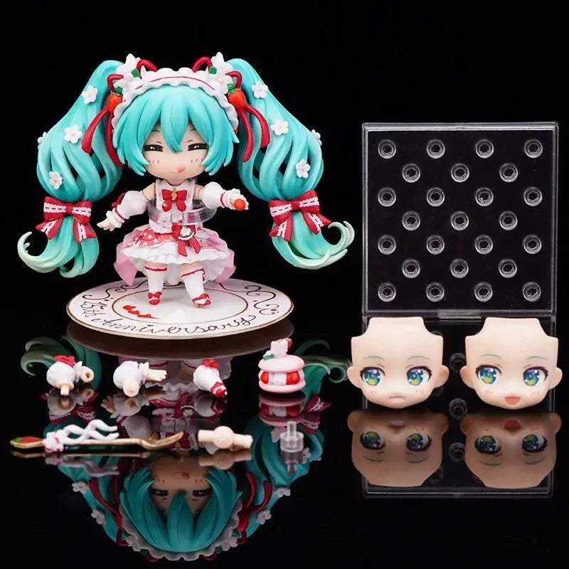  Hatsune Miku Figure 15th Anniversary Strawberry PVC -  ToylandEU™