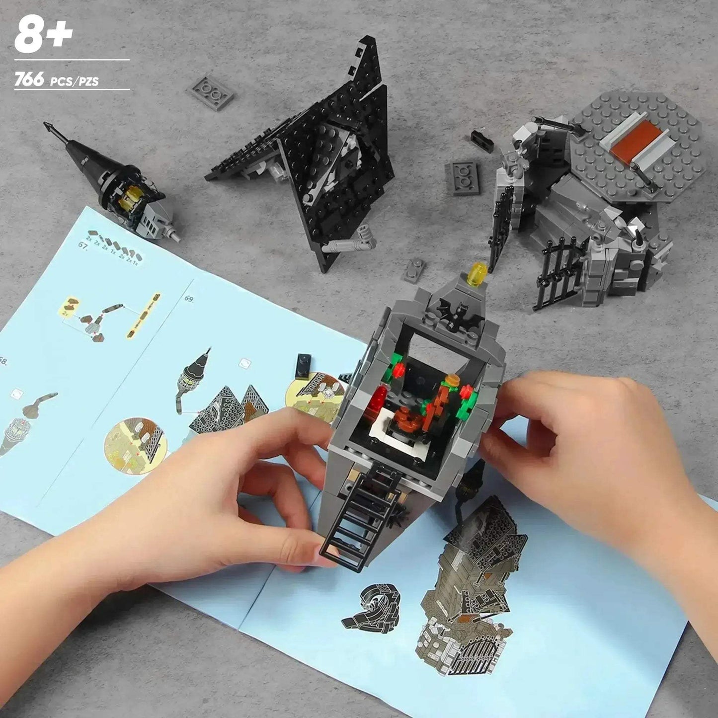 Haunted House Building Blocks Set With Lights For Desktop Decor - ToylandEU