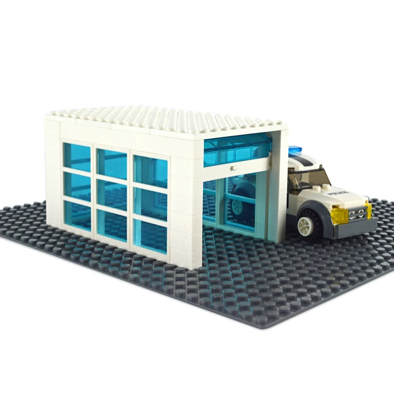 Classic Car Garage Building Blocks Kit - ToylandEU