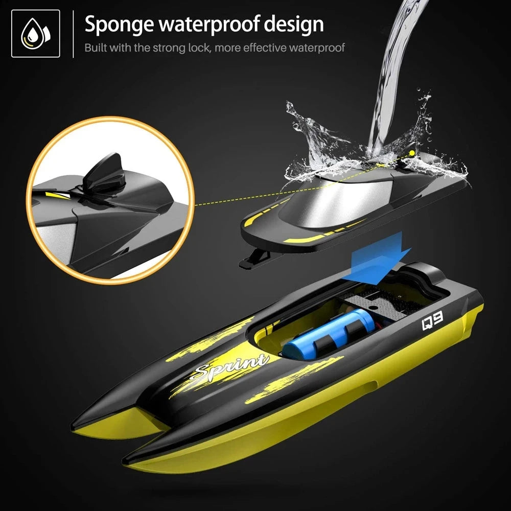 2.4GZH Remote Control Boat Dual Motors 10 KM/H 9 Inches Radio Control - ToylandEU