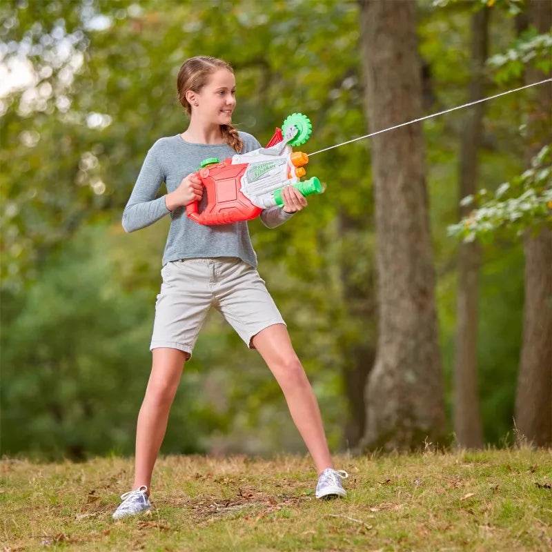 Порнодағы жетілген нудистер Жыныстық қатынас кезінде ыңылдаған бейне