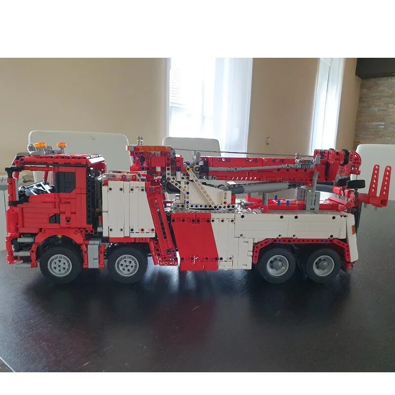 New 4111pcs Road Rescue Truck Crane Remote Control Building Blocks Toy - ToylandEU