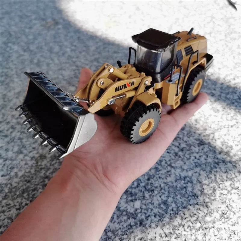 High-Quality Construction Vehicle Model Toys 1:50 Metal Collection - ToylandEU