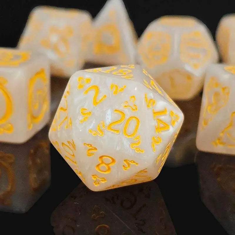 High Quality Polyhedral Dice Set with Dragon Pattern for Dungeons and Dragons Tabletop Games - ToylandEU