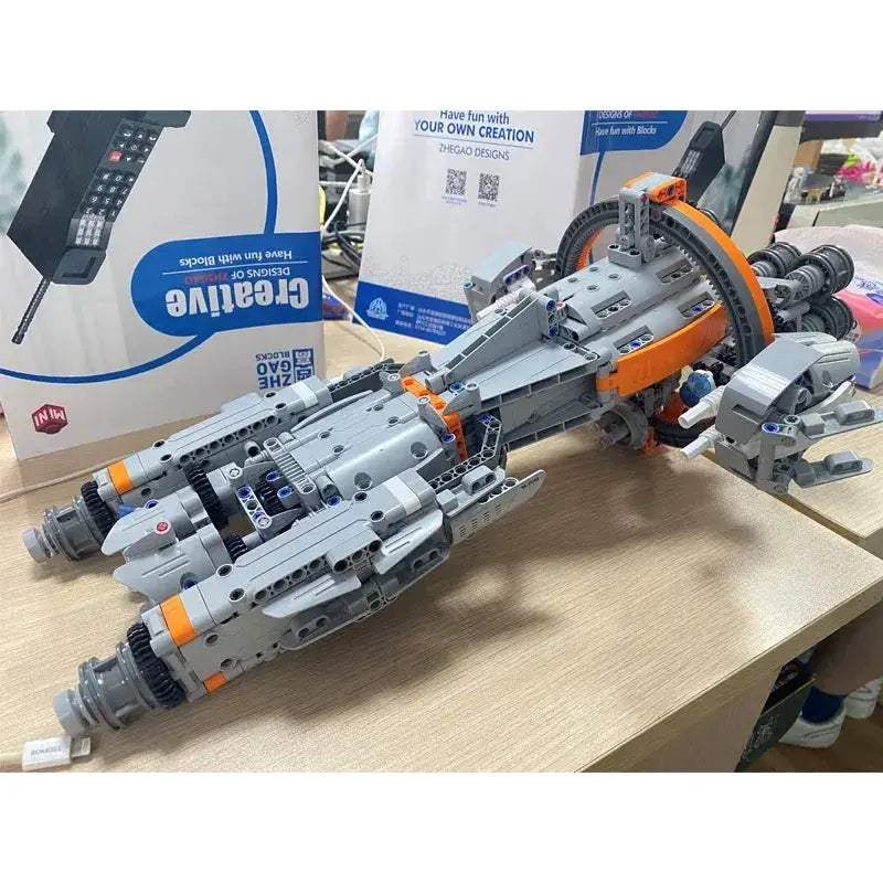 High Tech Space Starfighter Building Blocks Kit For STEM Learning - ToylandEU