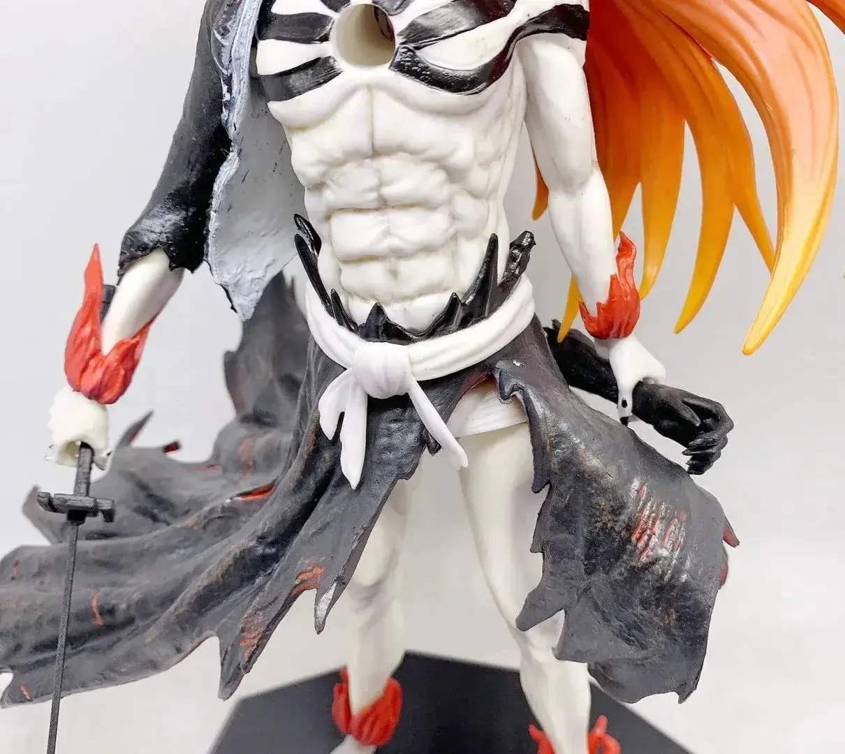 Hollow Ichigo Anime Figure, Bleach Espada Form vs Ulquiorra 33 cm - ToylandEU