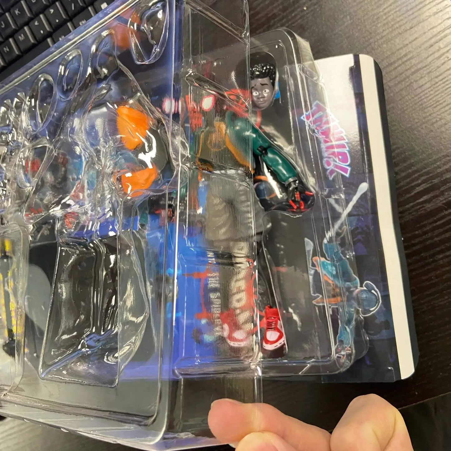  Hot Toys Spider Man Miles Morales Statue Figure Premium -  ToylandEU™