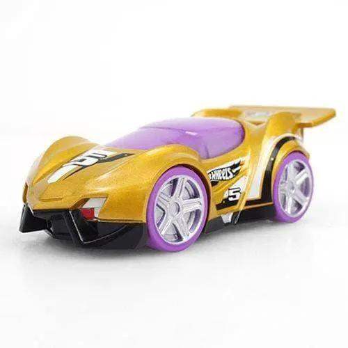 Hot Wheels Blitzspeeder Vinyl Action Figure With Articulation - ToylandEU