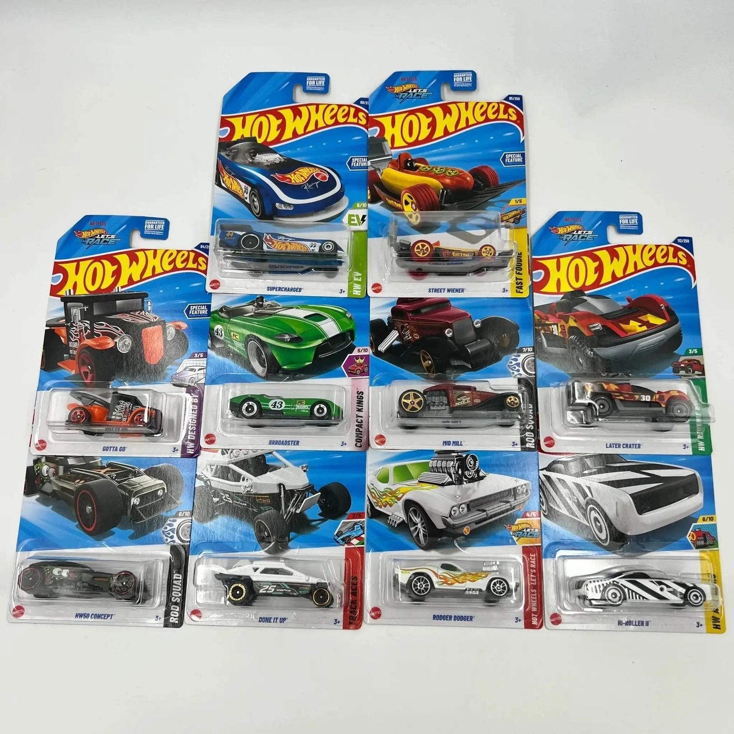 Hot Wheels Diecast Cars Bundle for Collectors Value Pack - ToylandEU