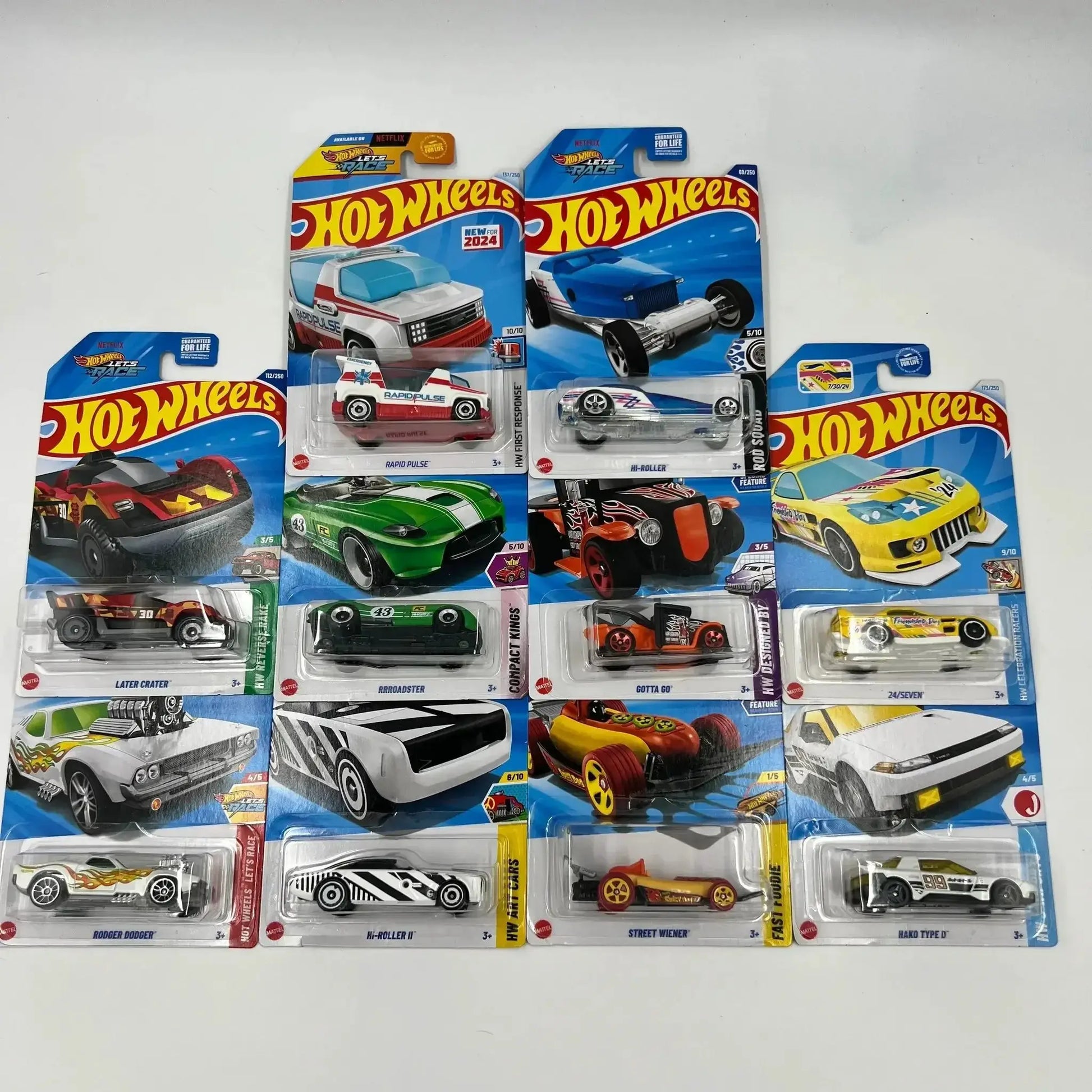 Hot Wheels Diecast Cars Bundle for Collectors Value Pack - ToylandEU