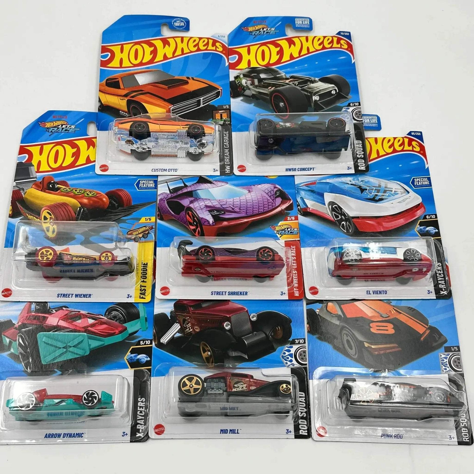 Hot Wheels Diecast Cars Bundle for Collectors Value Pack - ToylandEU
