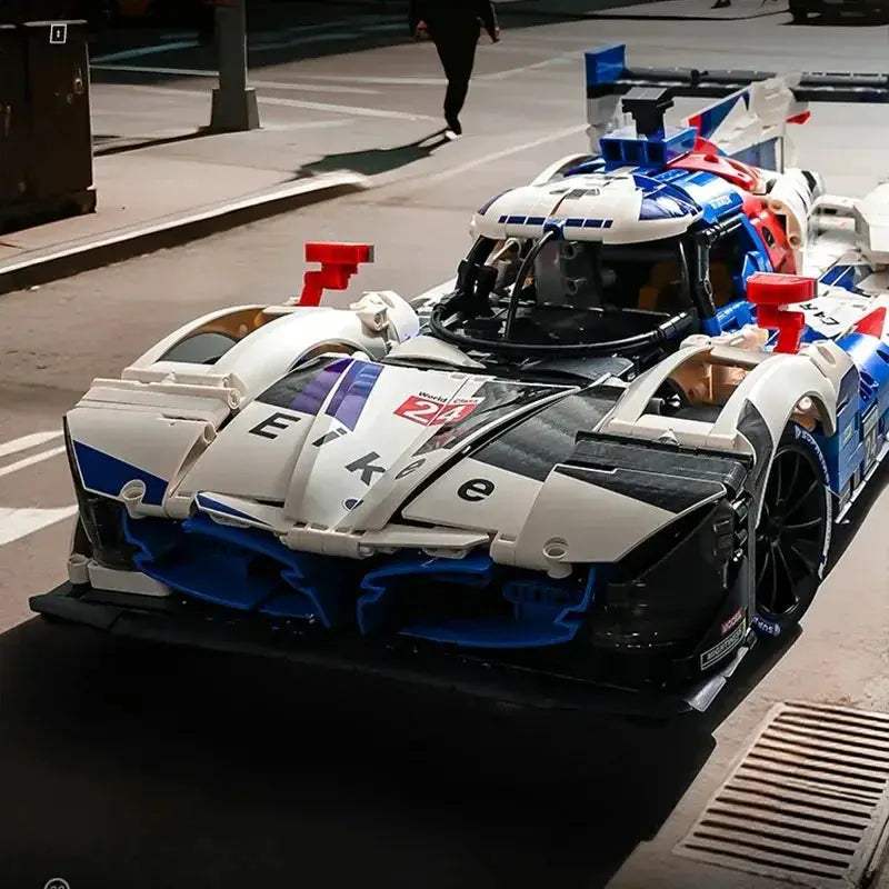 Hybrid V8 Sports Car Building Blocks Model for Desktop - ToylandEU