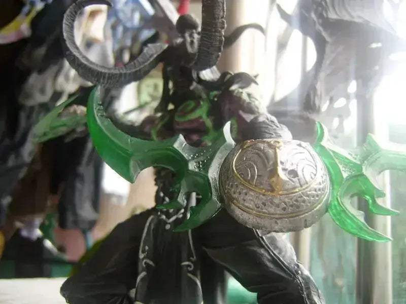 Illidan Stormrage Demon Hunter PVC Action Figure Highly Detailed - ToylandEU