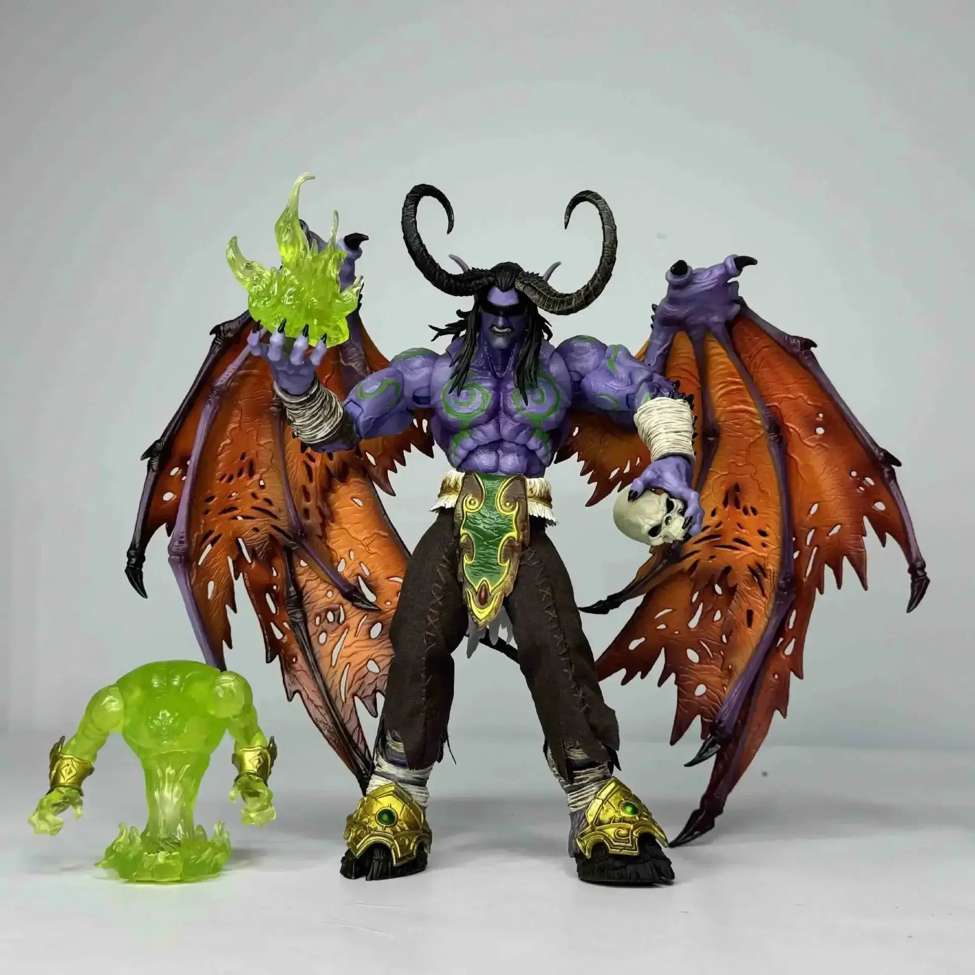 Illidan Stormrage Light Up Figure 25cm Demon Hunter PVC - ToylandEU