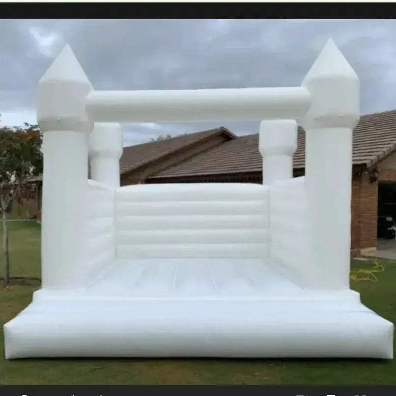 Inflatable Bounce House For Outdoor Fun With Durable PVC - ToylandEU