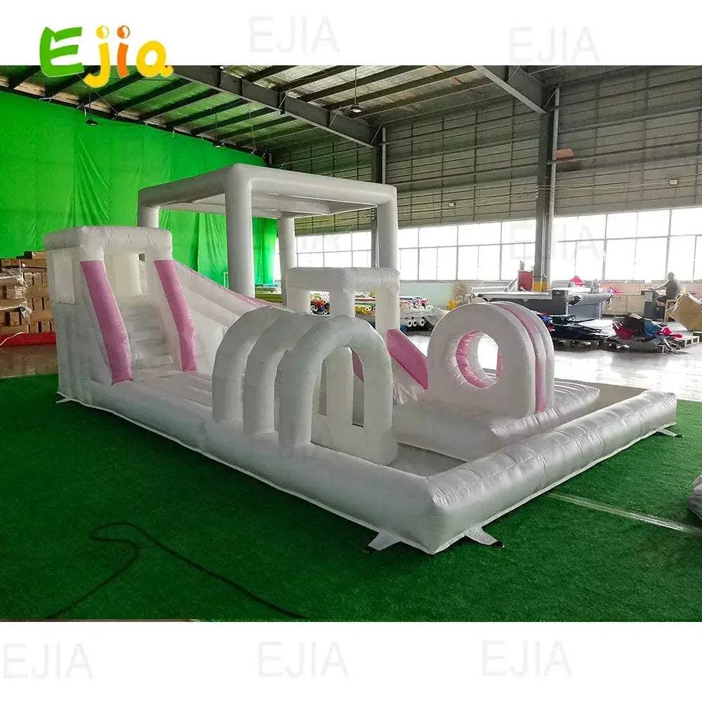 Inflatable Obstacle Course With Ball Pit For Parties - ToylandEU
