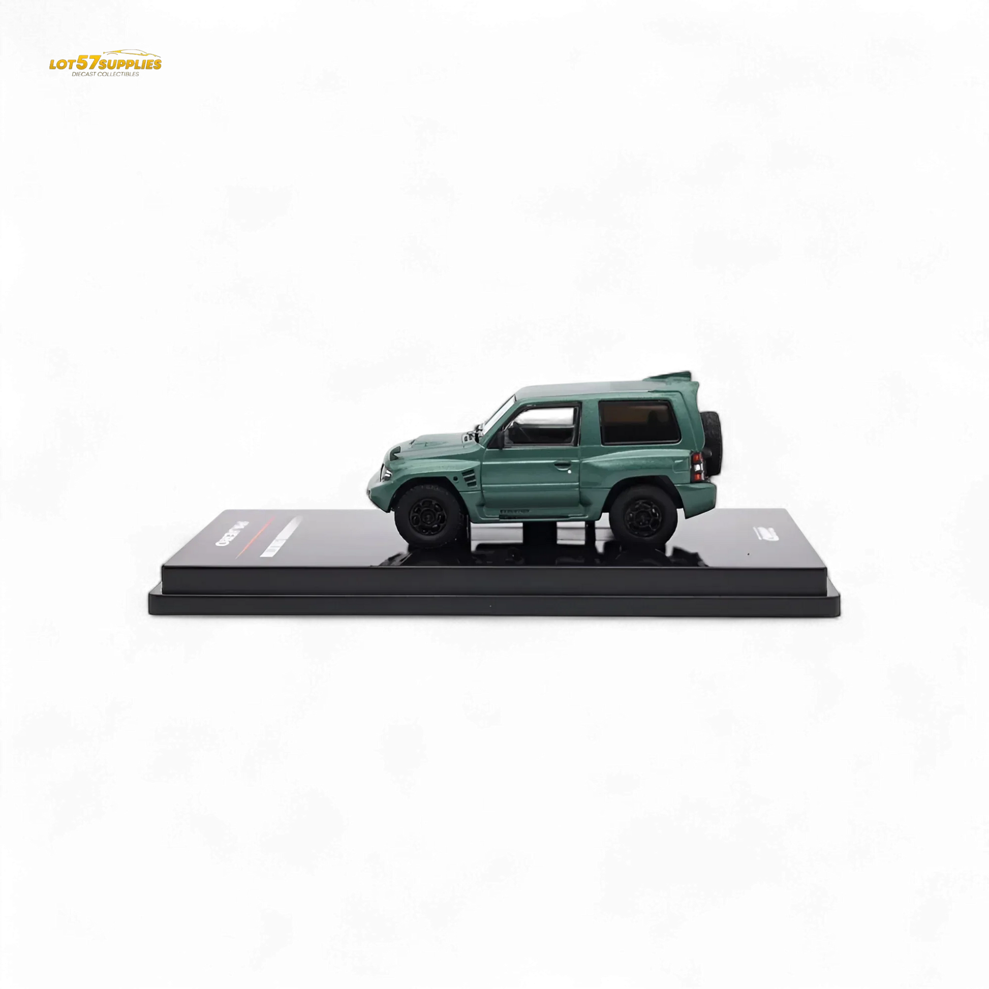 Inno64 Mitsubishi Pajero Evolution Satin Green Diecast Model - ToylandEU