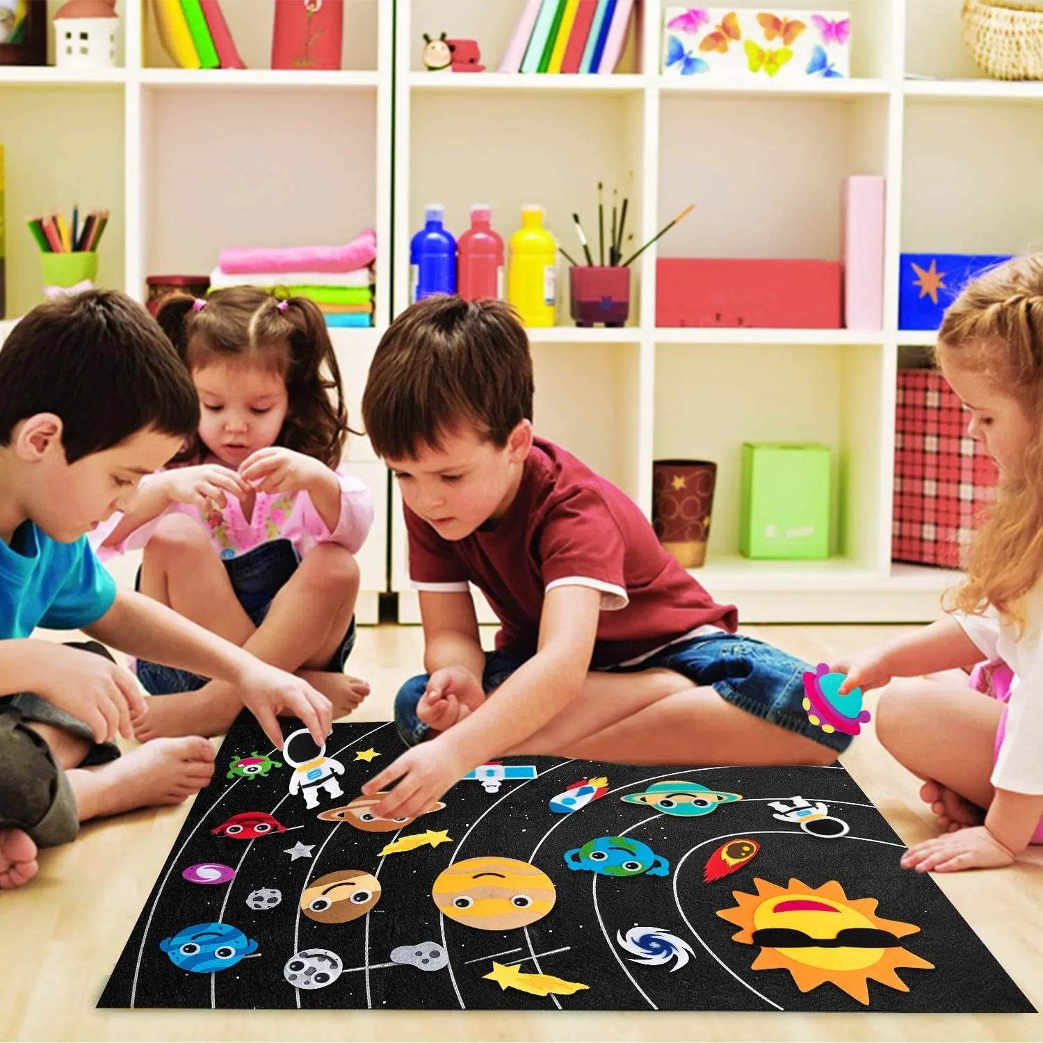 Interactive Felt Board Story Set for Preschoolers with Dinosaur and Farm Themes for Early Learning and Cognitive Development - ToylandEU