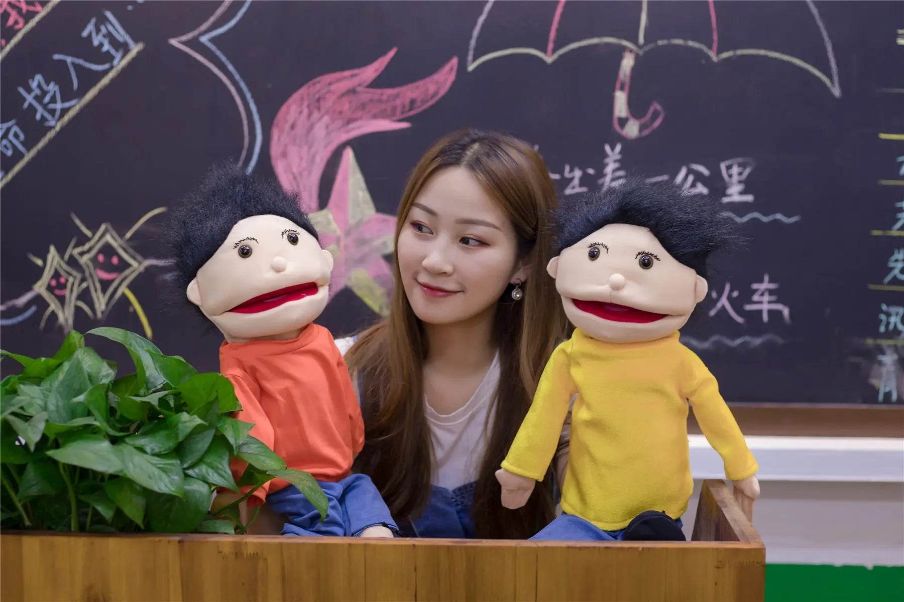 Interactive Large Plush Hand Puppet for Fun Language Learning in Kids - ToylandEU